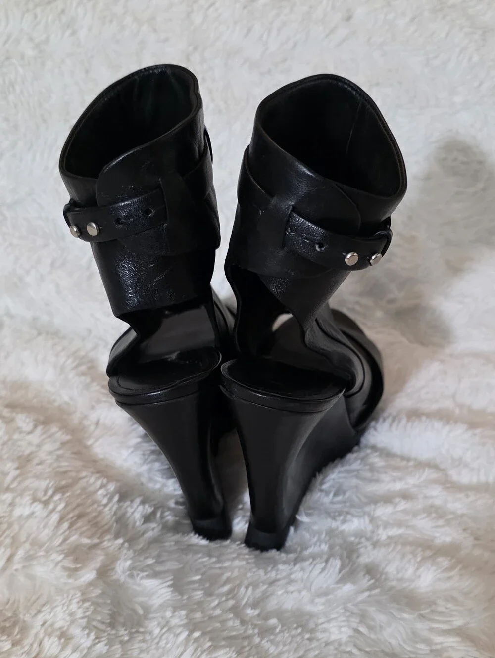 Camilla Skovgaard Black Leather Sawtooth Wedge Sandals Open Toe 39.5